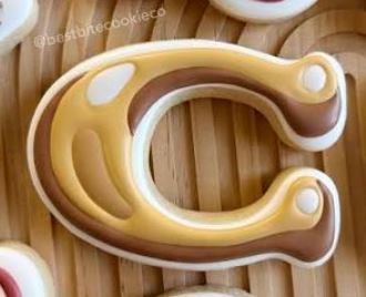 Coach logo cookie cutter