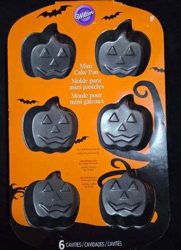 Wilton Mini Jack O Lantern Pan