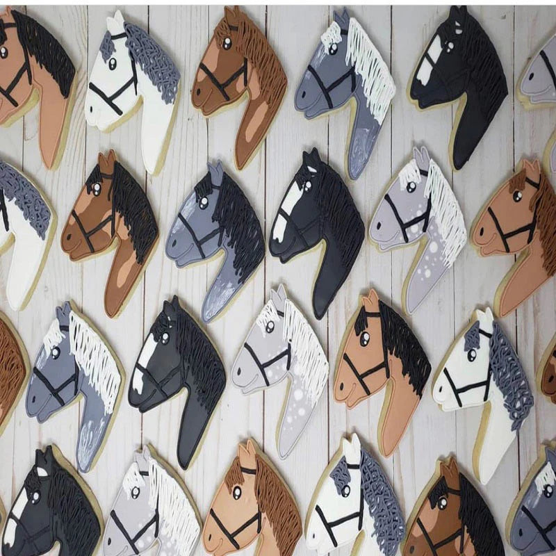 Horse head cookie cutter