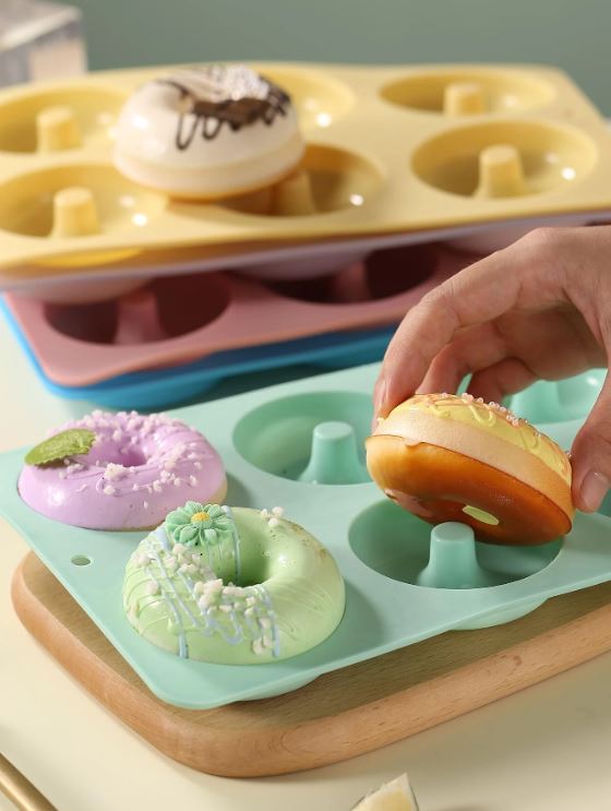 Non Stick - 6 Cavity Donut Pan Silicone Mold