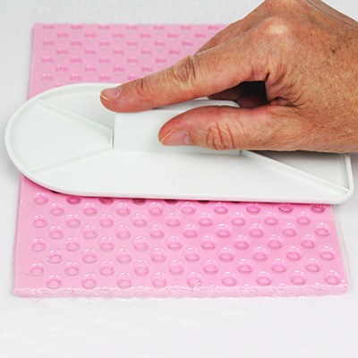 Classic Dot Impression Mat