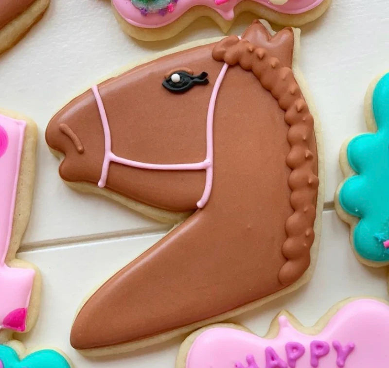 Horse head cookie cutter
