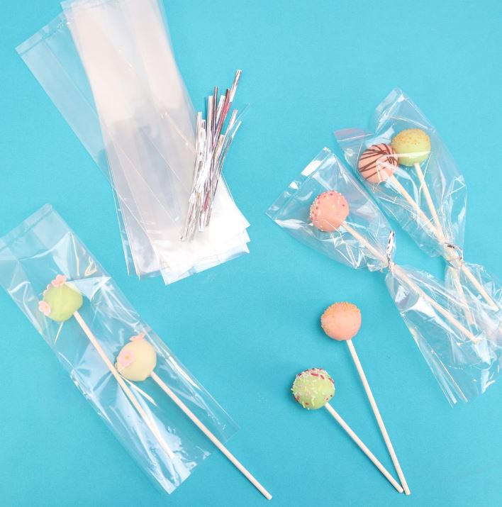 Cake Pop Bags With Silver Ties Pk/25 (254 X 76mm / 10 X 3”)