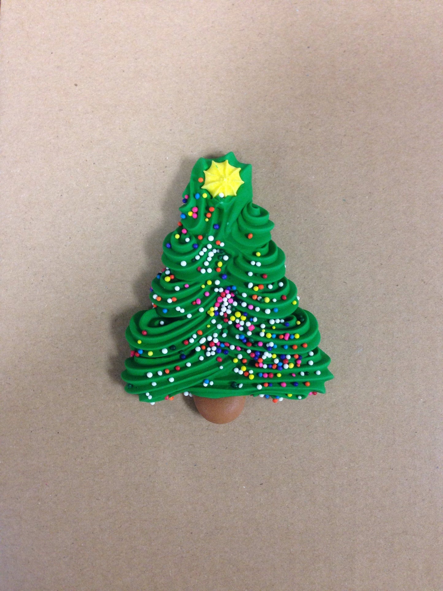 RI Jumbo christmas tree