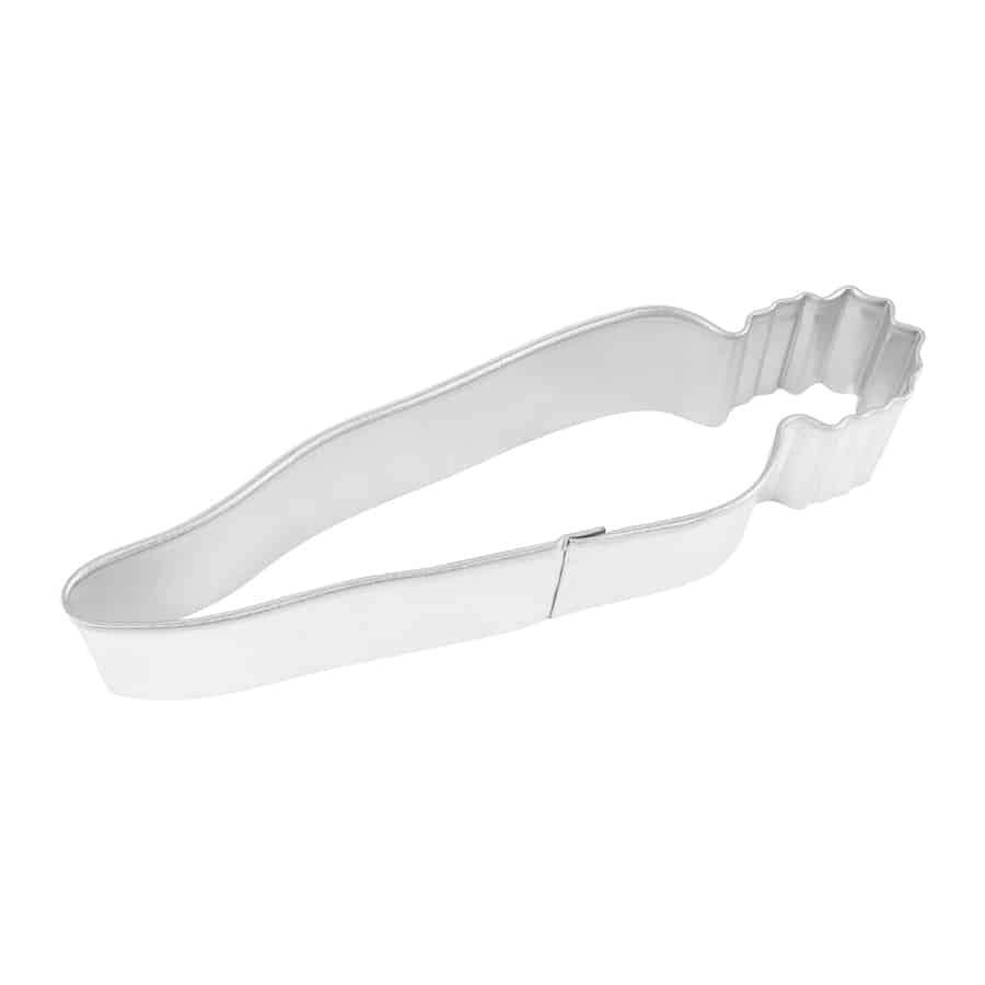 Carrot cookie cutter