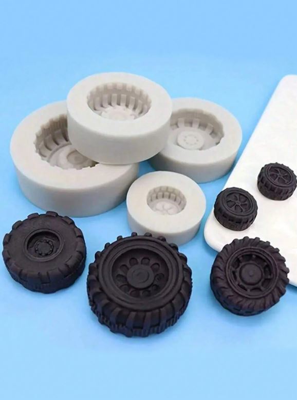 4pcs Tire-Shaped Silicone Molds