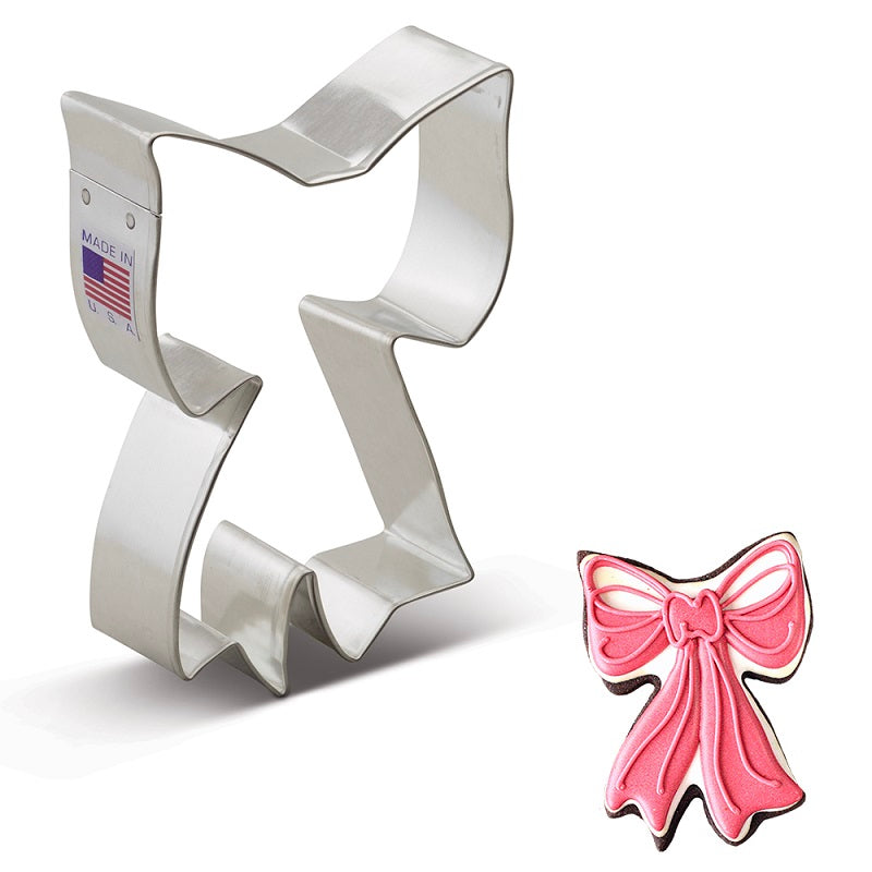 Bow with ribbon cutter
