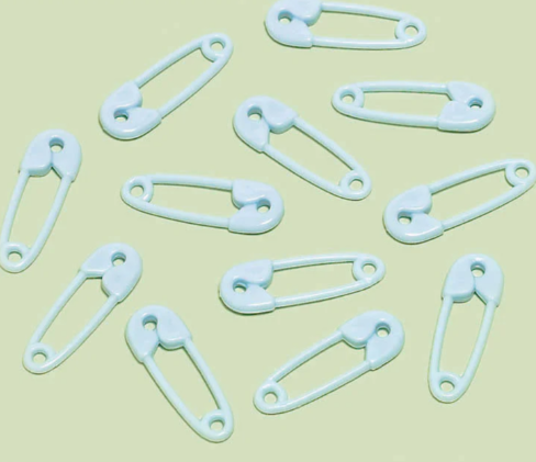 Safety Pins Blue (24 ct)