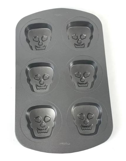 Wilton Skull Mini Cake Pan