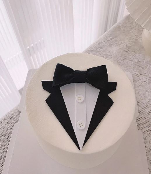Suit Necktie Shaped - Cake Decoration