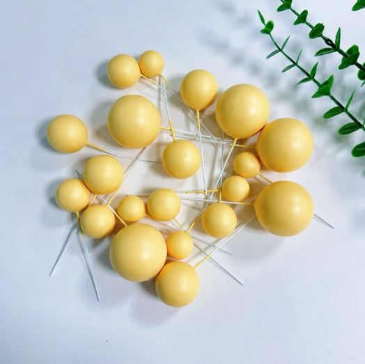 20Pcs Matte Yellow Foam Ball - Cake Topper