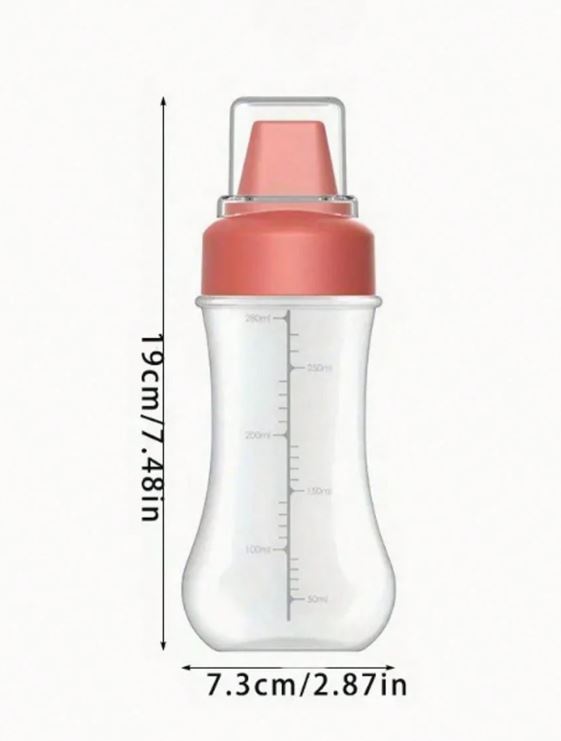 1pc Kitchen Squeeze Sauce Bottle With Dust Cover