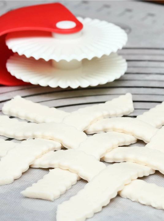 Pie Crust Cutting Wheel