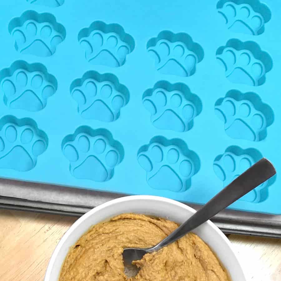 Paw Print Pet Treat Silicone Mold