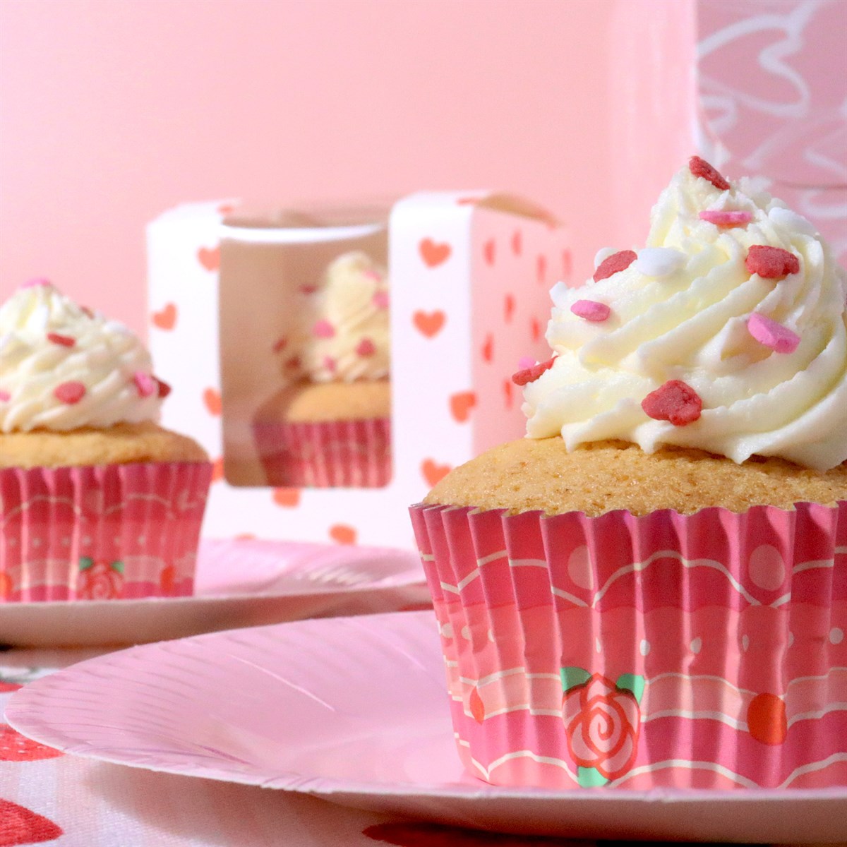 Vintage Foil-lined Cupcake Cases - Roses (Pack of 30)