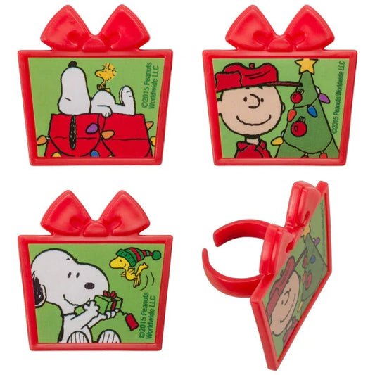 Peanuts Christmas Cupcake Rings