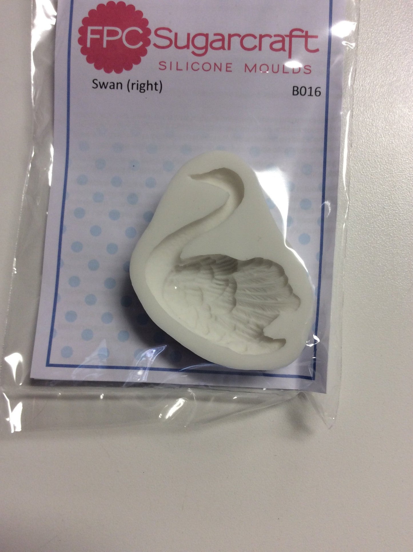 Swan (right) Silicone Mold